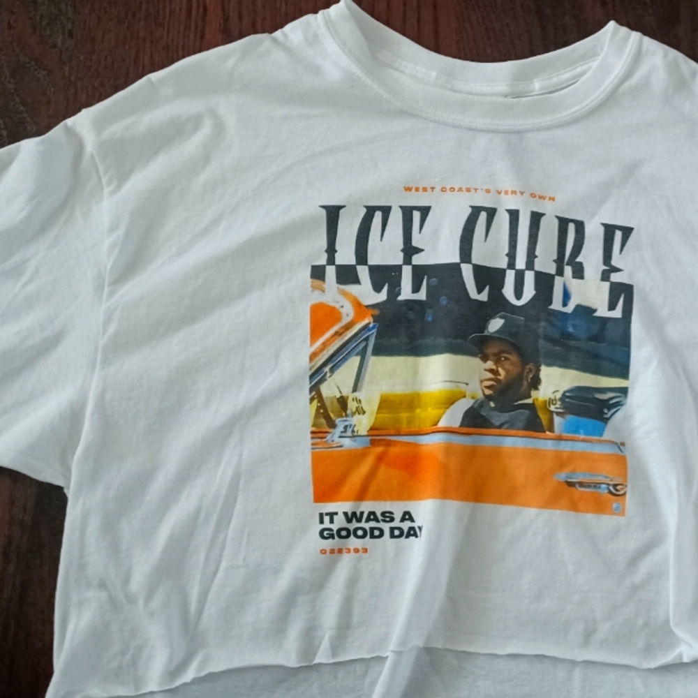 Ice Cube cropped tee, youth XL